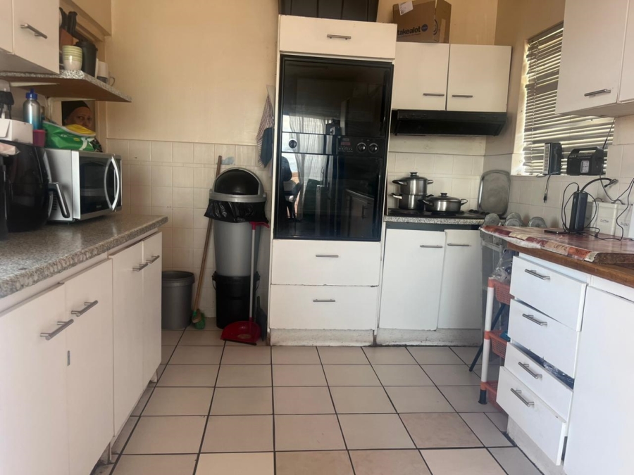 5 Bedroom Property for Sale in Walmer Estate Western Cape